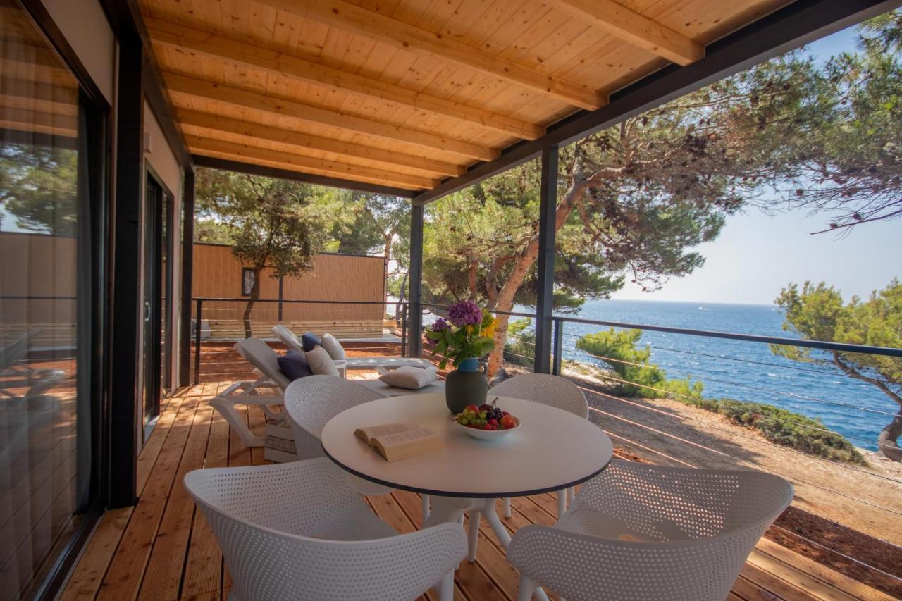 Camping Villa met Uitzicht op Zee