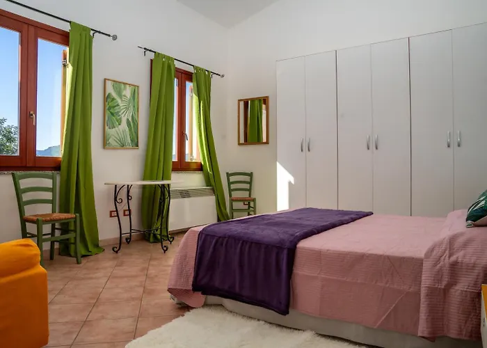 Nora Guesthouse Rooms And Villas
